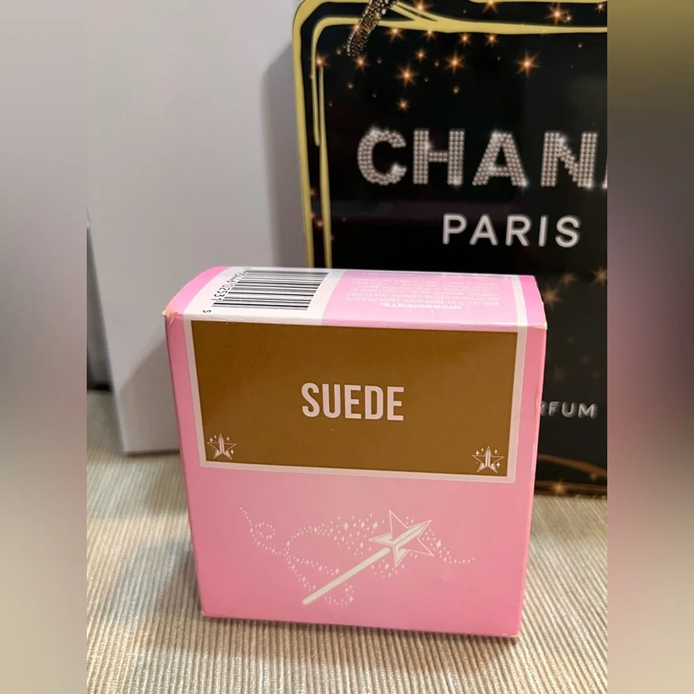 Jeffree Star Topaz Setting Powder